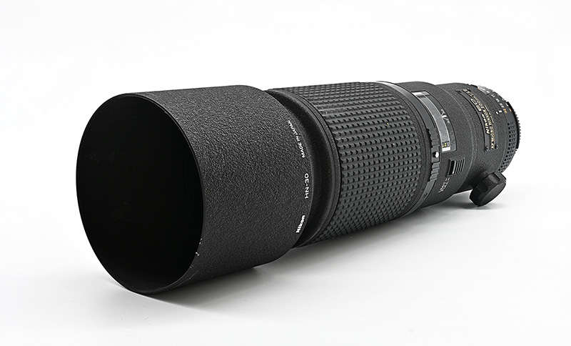 Nikon F 200mm AF-D f/4